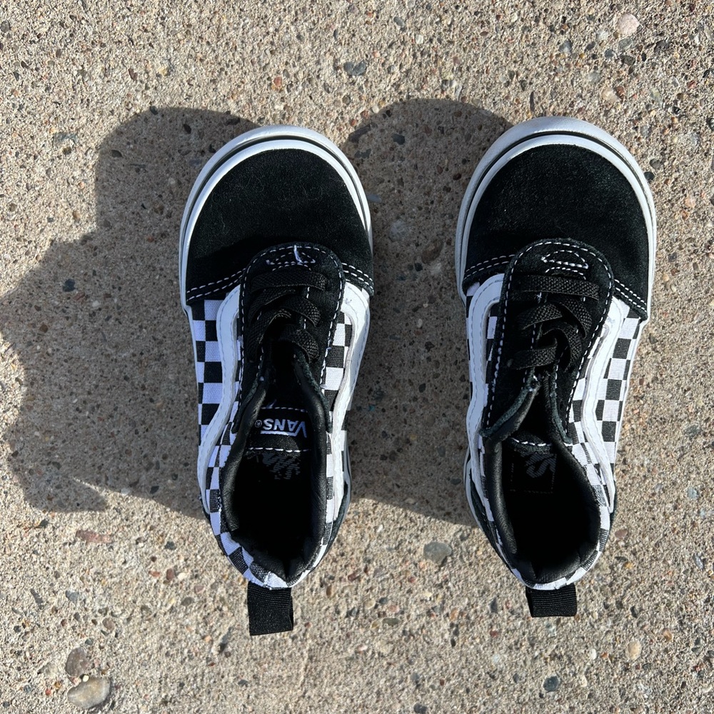 Vans toddler shoes - size 7